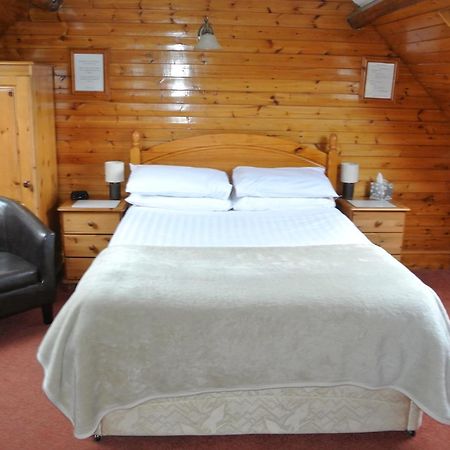 Old Castle Farm Guest House Μπρέκον Εξωτερικό φωτογραφία