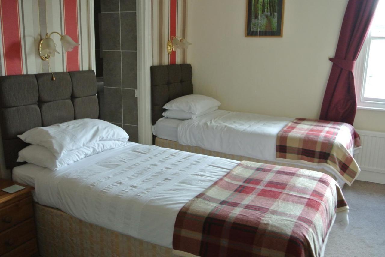 Old Castle Farm Guest House Μπρέκον Δωμάτιο φωτογραφία